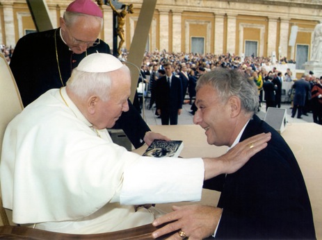 Philippe Sollers avec le Pape Jean Paul II
